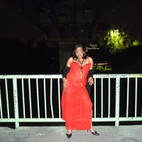 Pic #6 ItÂ´s A Hot Color