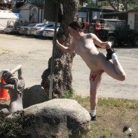 Pic #3 Li'l φhi Competes In A X-Country Race