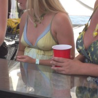 Pic #3 Hippie Chicks 