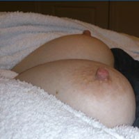 Wifes Sexy Cleveage and Tits - Big Tits, Wife/Wives, Round Tits