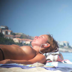 Pic #1 Topless dans le Sud - Beach