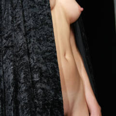 Pic #3 Nude Amateur:&nbsp;Quite Some Party