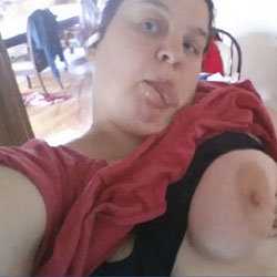 Mrs_T and Her Breasts - Big Tits, BBW