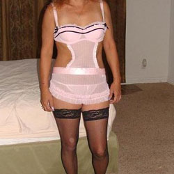 Posing - Lingerie, Wife/Wives, High Heels Amateurs