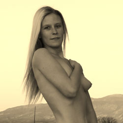 Pic #6 Excercise Fun - Blonde