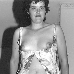 Zara Bush Posing Naked For The First Time - More 01 - Brunette, GF, Bush Or Hairy