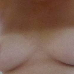 My medium tits - Suzy