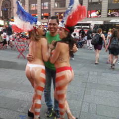 Pic #6 Body Paint - Big Tits, Public Place