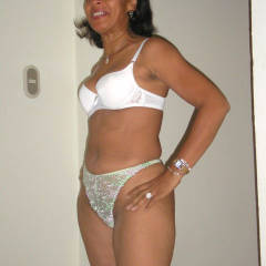 Pic #3 Sexy Milagros IV - Brunette, Lingerie