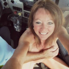 Pic #4 Road Trip - Big Tits