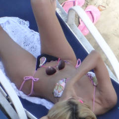 Pic #2 Holidays - Beach, Bikini Voyeur