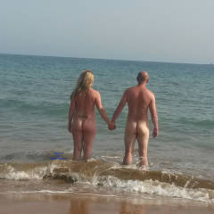 Pic #8 Holiday Photos - Beach