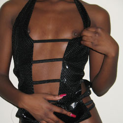 Pic #4 Having More Fun - Ebony