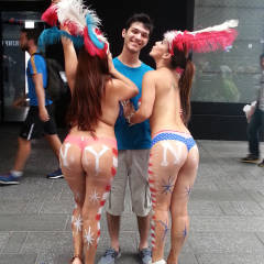 Pic #3 Hot Chicks - Big Tits