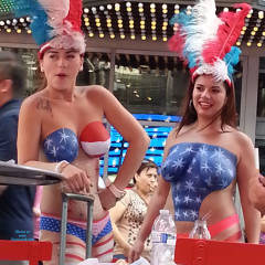 Pic #7 Hot Chicks - Big Tits