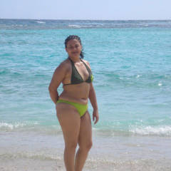 Pic #2 Una Ex - Beach, Bikini Voyeur, Brunette