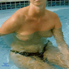 Pic #7 Pool 2 - Big Tits