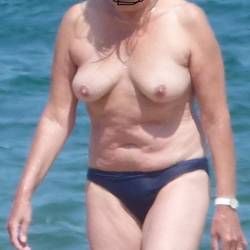 Medium tits of a neighbor - Lisa