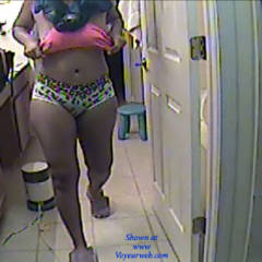 Pic #5 Unaware Ebony Babe - Caught On Camera - Big Tits, Ebony, Wife/wives