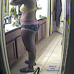 Pic #2 Unaware Ebony Babe - Caught On Camera - Big Tits, Ebony, Wife/wives