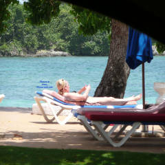 Pic #2 Jamaica - Beach, Big Tits