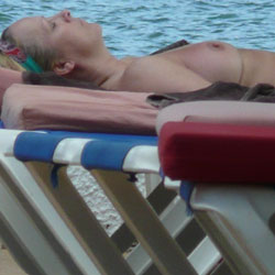Pic #4 Jamaica - Beach, Big Tits