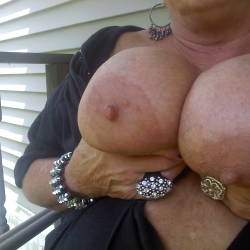 Extremely large tits of my ex-wife - bigtits