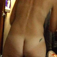Pic #7 Shower Part ??? - Shaved