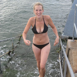 Pic #3 Again - Bikini Voyeur