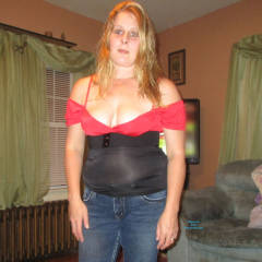 Pic #1 What I'm Wearing On Vacation - Big Tits, Redhead