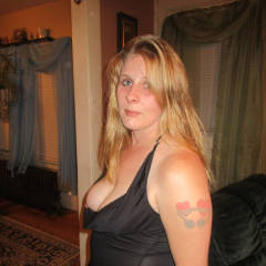 Pic #6 What I'm Wearing On Vacation - Big Tits, Redhead