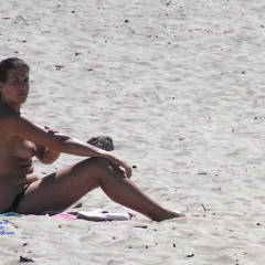 Pic #7 Summer - Beach, Brunette