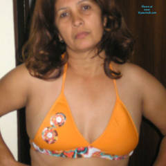 Pic #6 La Enfermera Maracucha VII - Brunette