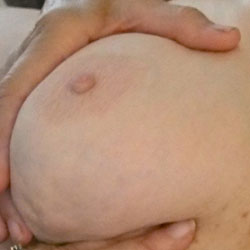 Pic #5 Good Afternoon - Big Tits