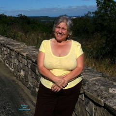 Pic #7 Condo Deck - Big Tits, Mature, See Through