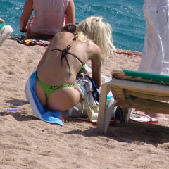 Pic #4 Green Thong - Beach, Bikini Voyeur, Blonde