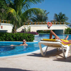 Pic #1 Vacation Pics - Wife/wives, Brunette, Big Tits, Bush Or Hairy