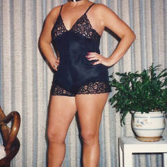 Pic #1 Just Relaxing - Big Tits, Brunette, Wife/wives