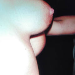 Pic #4 Random - Wife/wives