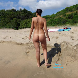 Pic #4 Wife - Beach, Brunette, Wife/wives
