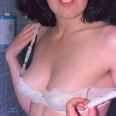 Pic #3 Viv - Flashing - Beach, Lingerie