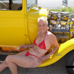 Pic #2 Hot Rod Shots - Big Tits, Bikini Voyeur, Blonde
