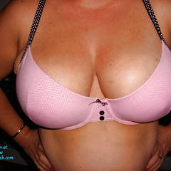 Pic #1 Big Tits And Sexy Lady - Big Tits