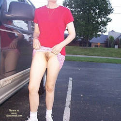 Pic #7 Lisa Playing In The Park -- Again - Bush Or Hairy