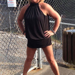 Pic #4 Little Black Dress And Red Heels - High Heels Amateurs