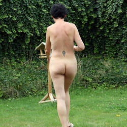 Pic #1 Feeding The Birds - Brunette