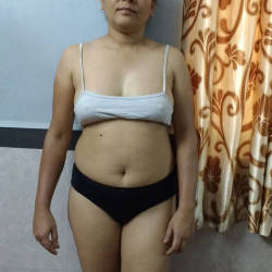 Pic #3 Jyothi Wants To Show - Brunette