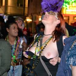Pic #7 More Pics From Mardi Gras 2016 - Flashing