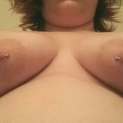 Medium tits of my girlfriend - Amy Jo