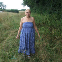 Pic #2 Susan Outdoors - Nature, Mature, Big Tits, Bbw